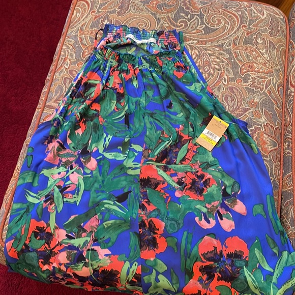 NWT Rachel Roy 2 piece outfit. Pants size8 & shirt size medium. - Picture 7 of 7